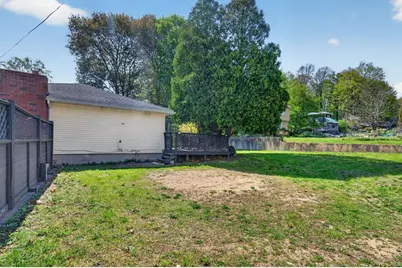 34 E 6th St, Lowell, MA 01850 - Photo 35