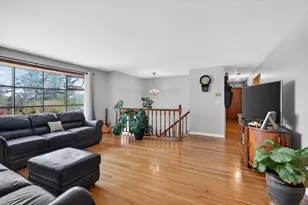 34 E 6th St, Lowell, MA 01850 - Photo 3