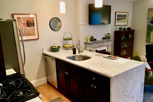 14 Lindall Pl, Boston, MA 02114 - Photo 9