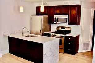 14 Lindall Pl, Boston, MA 02114 - Photo 5