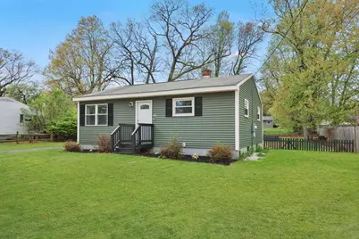 152 Shady Brook Ln, Springfield, MA 01118 - Photo 3