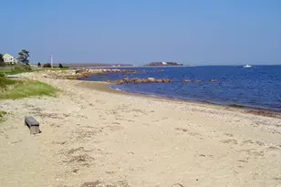 3 Woodlawn Ave, Mattapoisett, MA 02739 - Photo 5