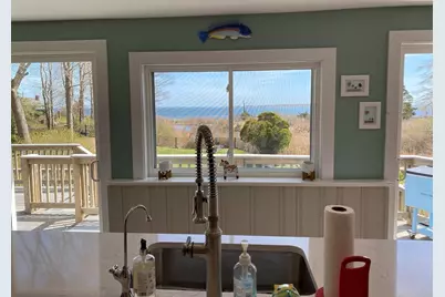 3 Woodlawn Ave, Mattapoisett, MA 02739 - Photo 9