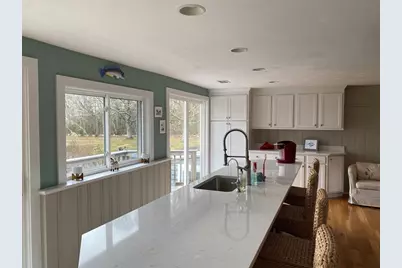 3 Woodlawn Ave, Mattapoisett, MA 02739 - Photo 7