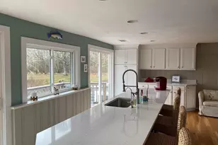 3 Woodlawn Ave, Mattapoisett, MA 02739 - Photo 7