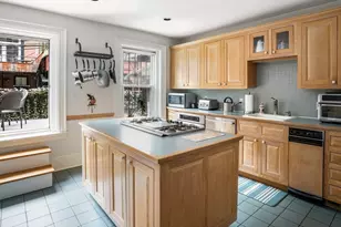 108 Pembroke St, Boston, MA 02118 - Photo 15