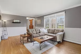 26 Woodside Cir, Sturbridge, MA 01566 - Photo 9