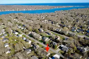 20 Swallow St, Falmouth, MA 02536 - Photo 33
