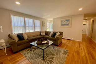 20 Swallow St, Falmouth, MA 02536 - Photo 7