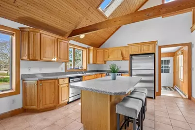 61 Linda Ln, Barnstable, MA 02601 - Photo 9