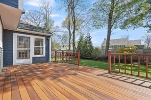 50 Brooks St, Winchester, MA 01890 - Photo 3