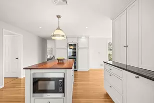 50 Brooks St, Winchester, MA 01890 - Photo 17