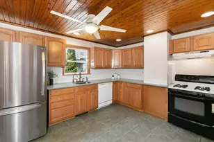 36 Brookdale St, Boston, MA 02131 - Photo 5