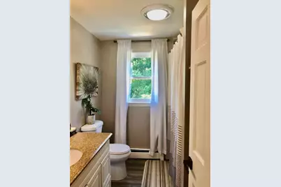 219 Fernwood Dr, Gardner, MA 01440 - Photo 17