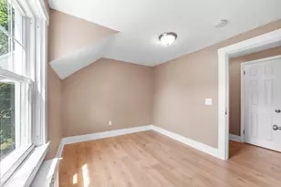 9 Dervin Pl, Clinton, MA 01510 - Photo 15