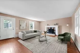 9 Dervin Pl, Clinton, MA 01510 - Photo 9