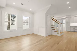 147 W 8th St, Boston, MA 02127 - Photo 7
