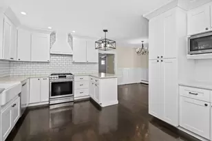 15 Wave Way Ave, Winthrop, MA 02152 - Photo 11