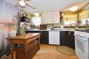 16 Francis St, Wareham, MA 02538 - Photo 7