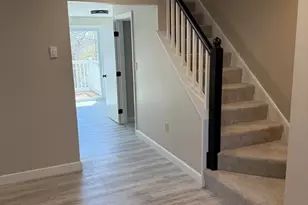 23 Victoria Heights Rd, Boston, MA 02136 - Photo 5