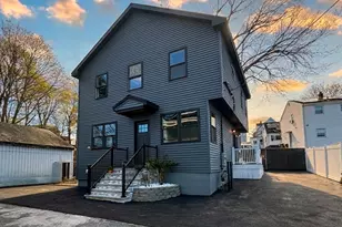 11 Willis Ct, Lynn, MA 01905 - Photo 1