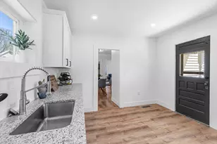 42 Washington St, Monson, MA 01057 - Photo 9