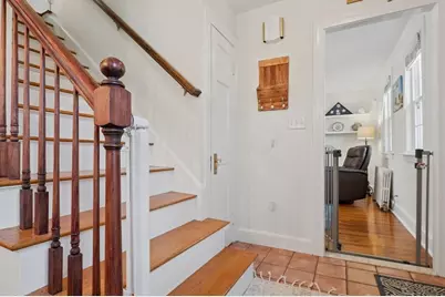 223 Beverly Road, Worcester, MA 01605 - Photo 7