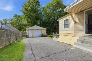 95 Cedar St, Framingham, MA 01702 - Photo 37