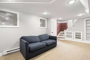 69 Bromfield St, Quincy, MA 02170 - Photo 29