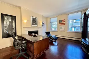 52 Pinckney St, Boston, MA 02114 - Photo 11