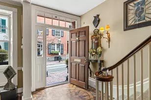 52 Pinckney St, Boston, MA 02114 - Photo 3