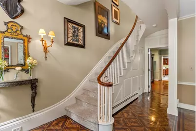 52 Pinckney St, Boston, MA 02114 - Photo 5