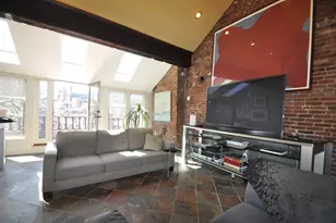 52 Pinckney St, Boston, MA 02114 - Photo 13