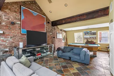 52 Pinckney St, Boston, MA 02114 - Photo 23