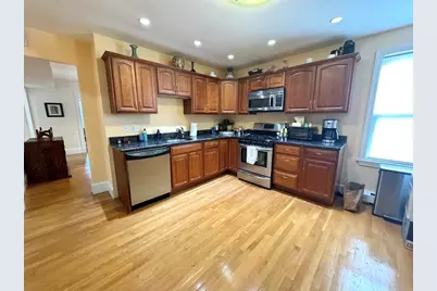24 Madison Ave #3, Cambridge, MA 02140 - Photo 3