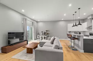 60 Cross St E, Somerville, MA 02145 - Photo 3