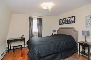 546 E 8th St, Boston, MA 02127 - Photo 15