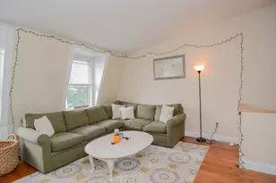 546 E 8th St, Boston, MA 02127 - Photo 3