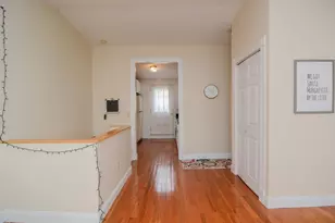 546 E 8th St, Boston, MA 02127 - Photo 5