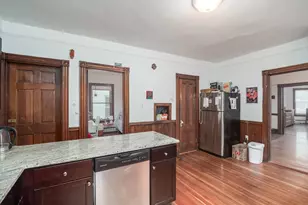 318 Beacon St, Somerville, MA 02143 - Photo 9