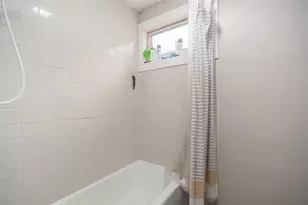 318 Beacon St, Somerville, MA 02143 - Photo 21