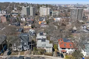 79 Winthrop Rd, Brookline, MA 02445 - Photo 11