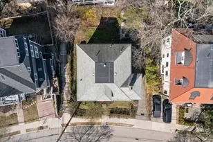 79 Winthrop Rd, Brookline, MA 02445 - Photo 13