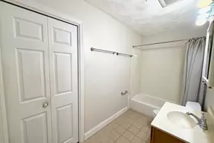 15 Willis St, Framingham, MA 01702 - Photo 7