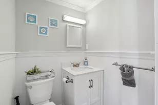 274 Central Ave, Scituate, MA 02066 - Photo 9