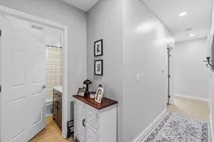 26 Oak St, New Bedford, MA 02740 - Photo 11