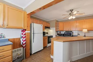 391 Middle St, Fall River, MA 02724 - Photo 17