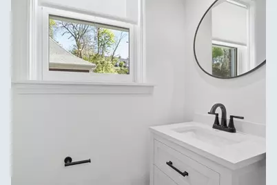 70 Commandants Way #70, Chelsea, MA 02150 - Photo 27