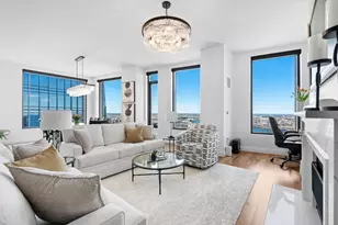 110 Sudbury, Boston, MA 02114 - Photo 1