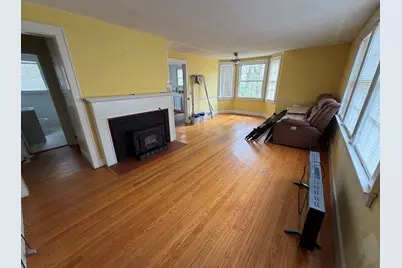 19 Upland Rd, Pittsfield, MA 01201 - Photo 5